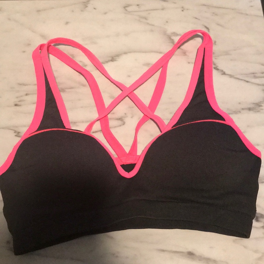 VS PINK SPORTS BRA